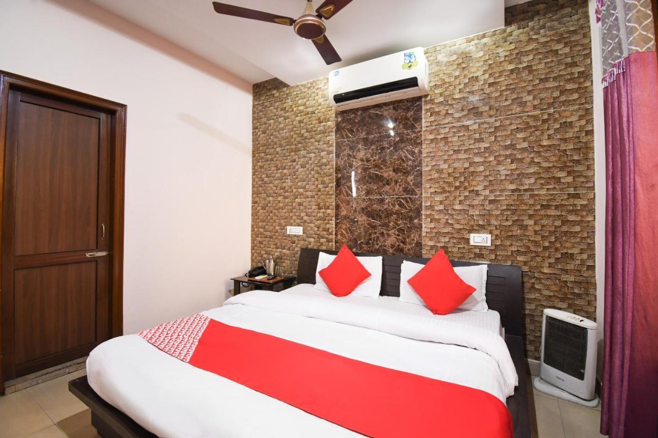 Oyo 67033 Hotel Sahil Plaza Una  Extérieur photo